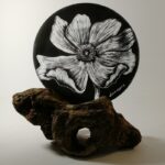 Delphine, Lumverre - anémone, bois flotté