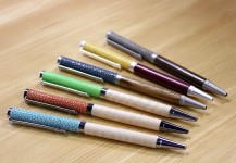 LE STYLO ET LE BOIS